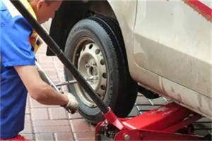 新安附近拖车24小时服务热线电话